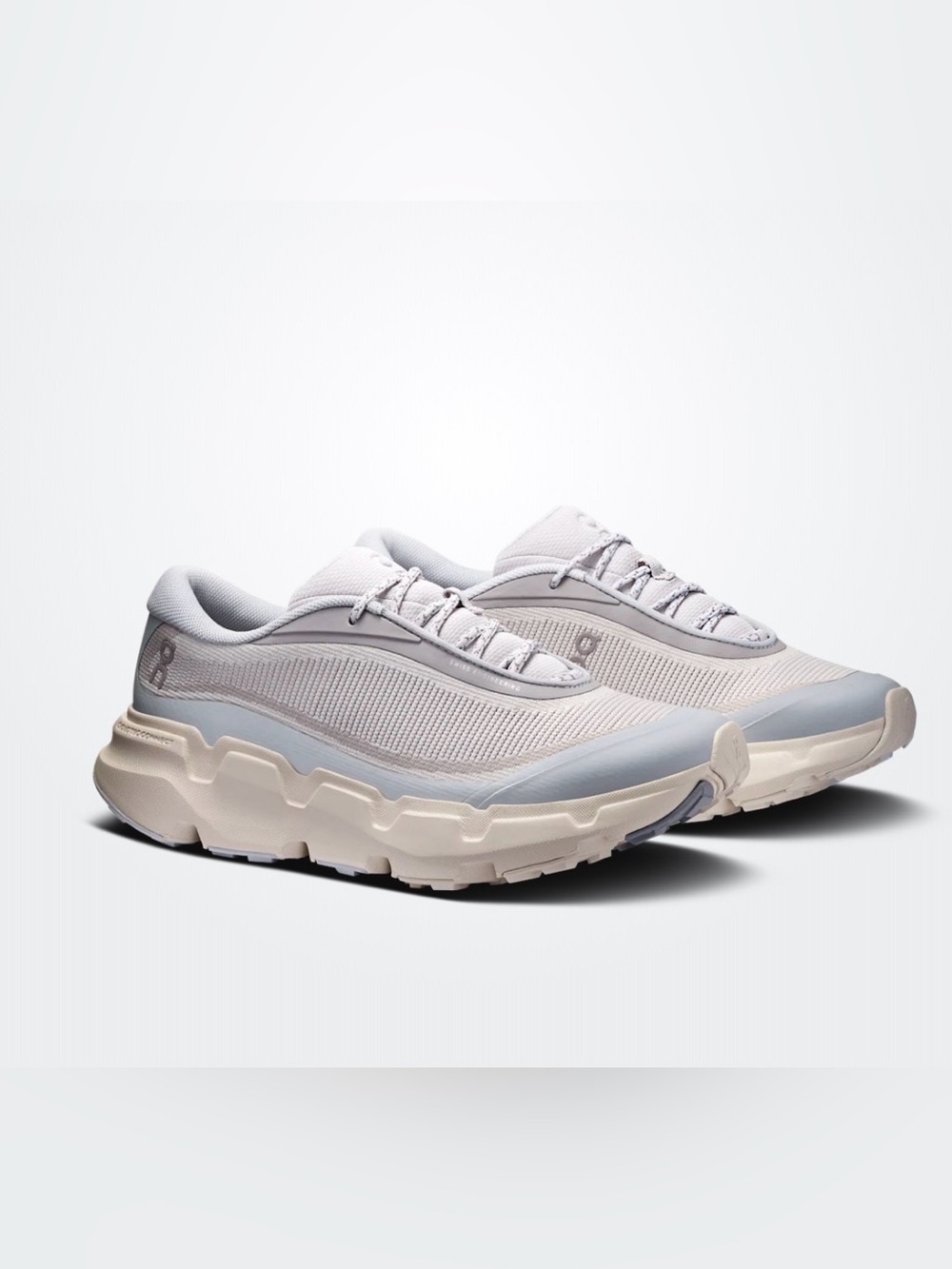 On Running Women's Light Grey and Cream Trail Sneakers (Cloudsoma Hike)